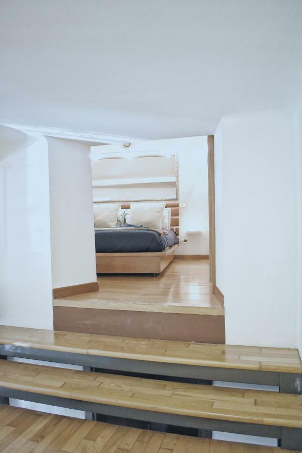 Appartement Charming Design Loft Isola Milano Extérieur photo