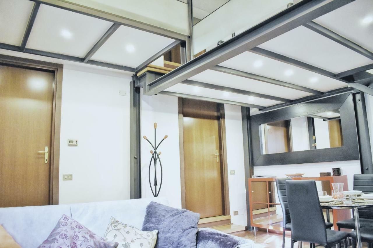 Appartement Charming Design Loft Isola Milano Extérieur photo